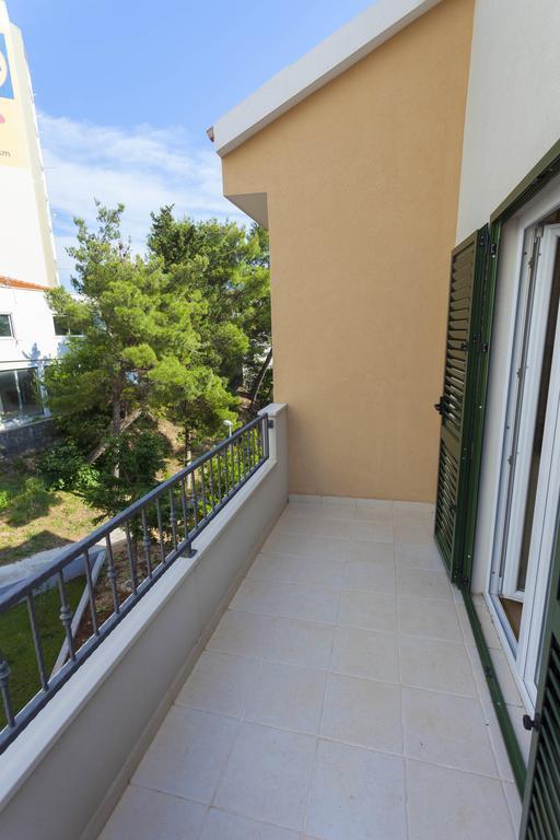 Meri Apartments - Puharic Makarska Zewnętrze zdjęcie