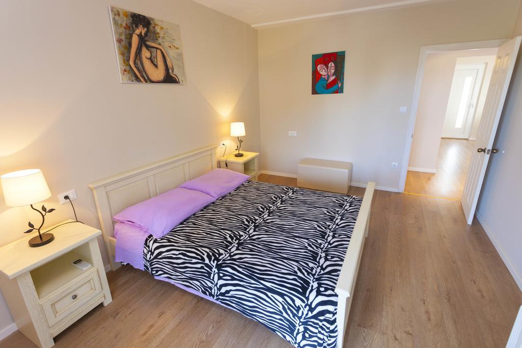 Meri Apartments - Puharic Makarska Zewnętrze zdjęcie
