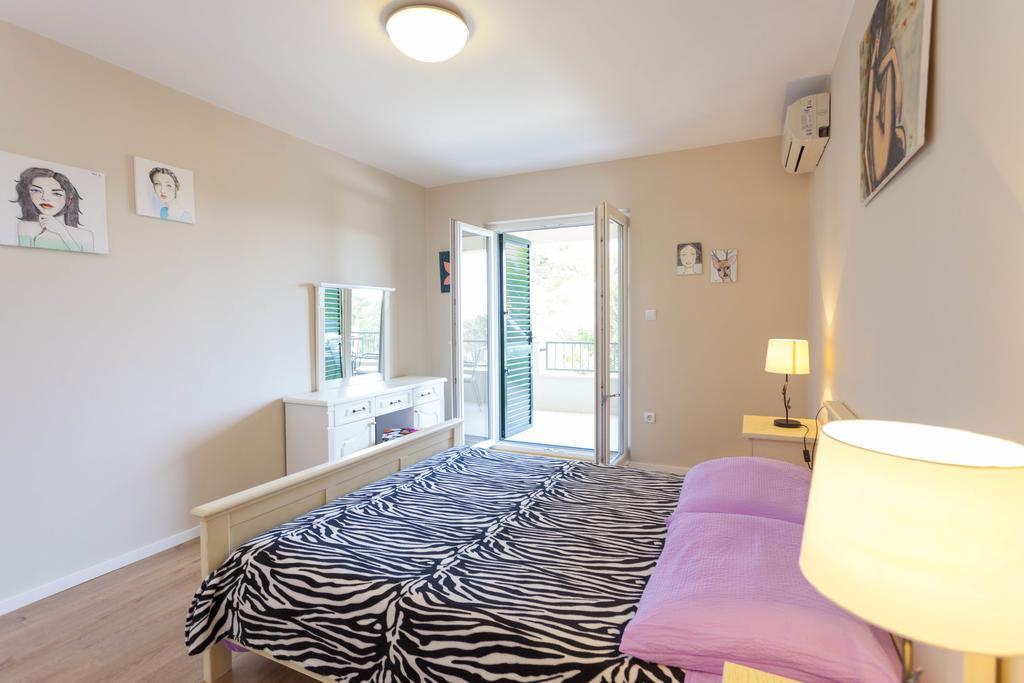Meri Apartments - Puharic Makarska Zewnętrze zdjęcie